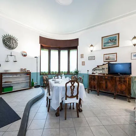 Casa Bertini Free Parking Апартаменты Флоренция
